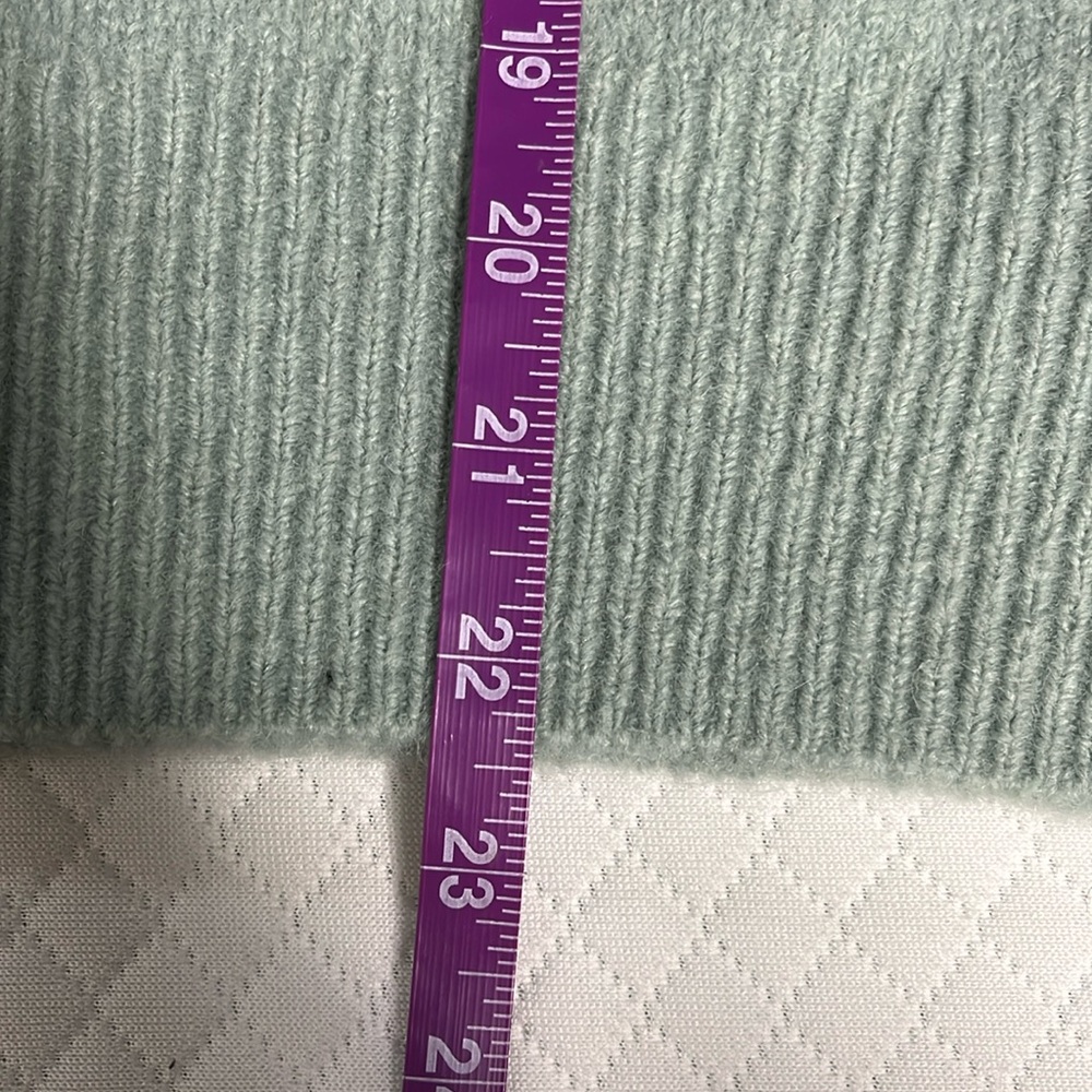 NEW J Crew Sweater size s!!! - Picture 5 of 5